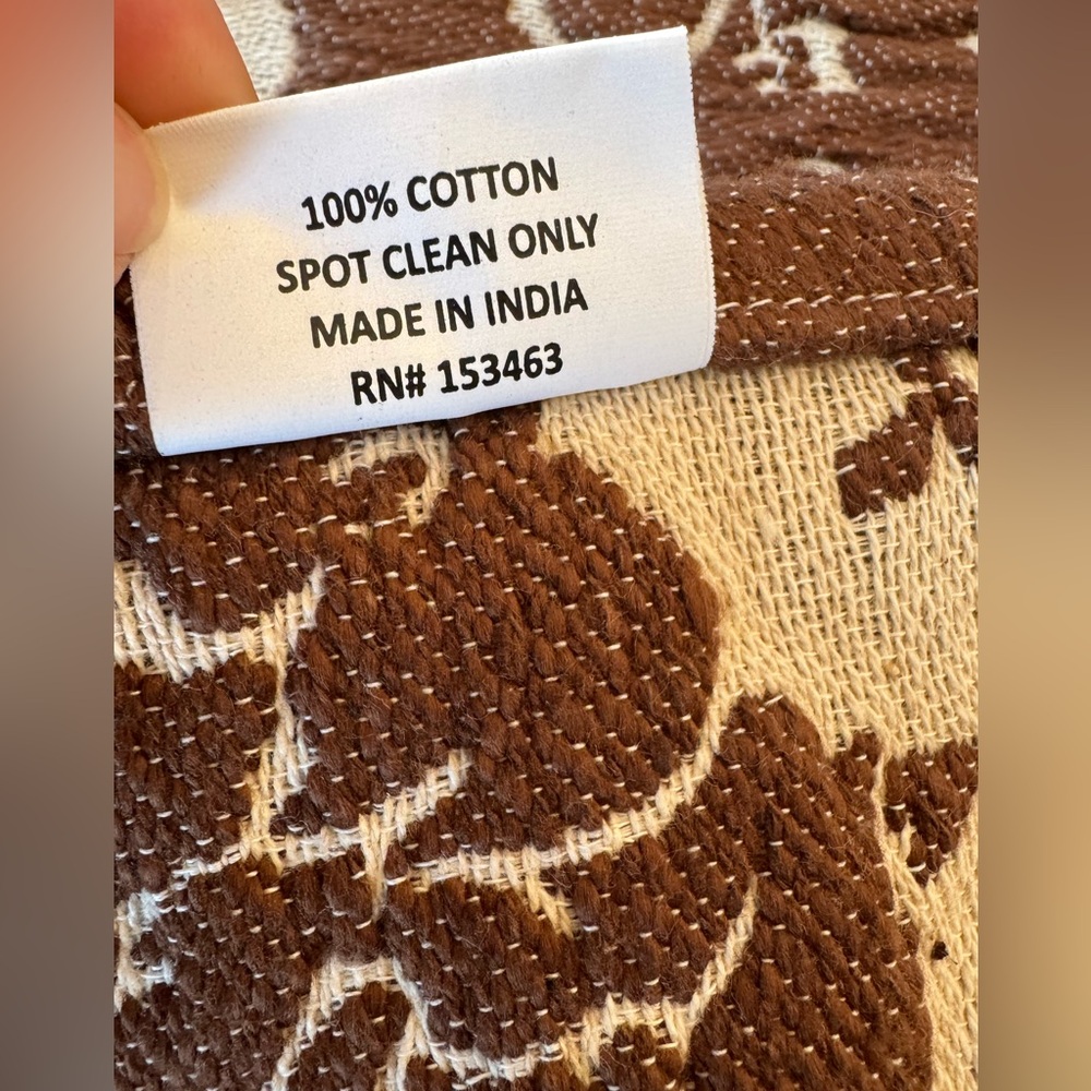 NWOT Brown & Cream Floral Table Runner Tassels 14" x 72" - Picture 12 of 12
